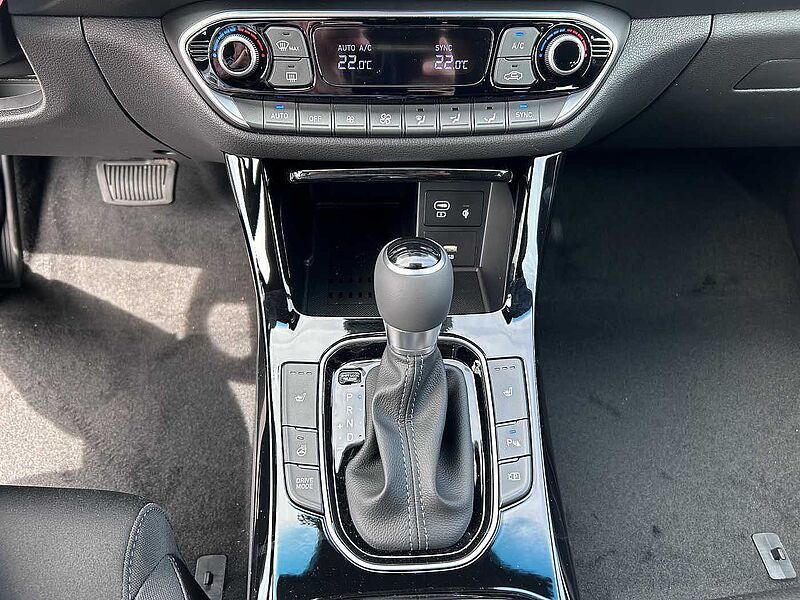 Hyundai i30 1.5 T-GDI 48V-Hybrid DCT Advantage