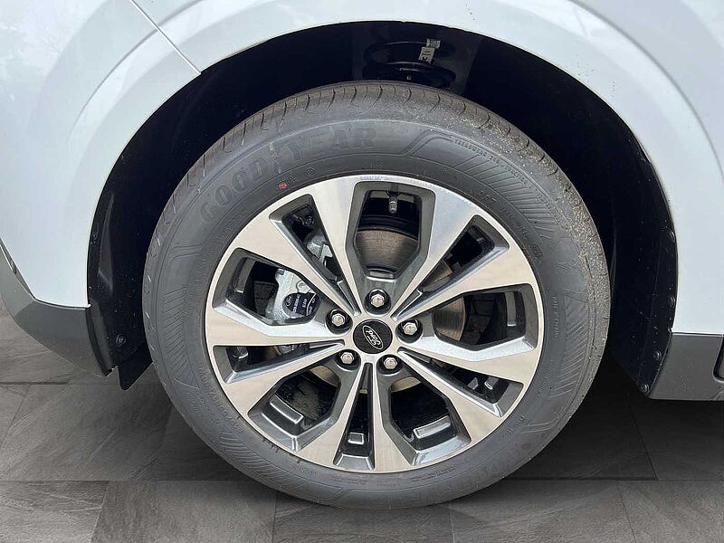 Ford Tourneo Courier 1.0 EcoBoost TITANIUM