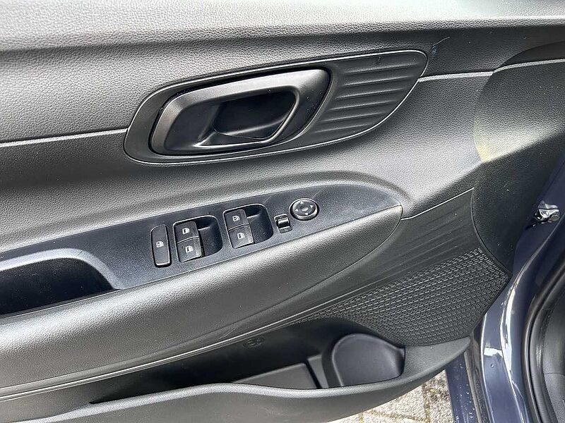 Hyundai i20 1.0 T-GDI Select mit Funktionspaket