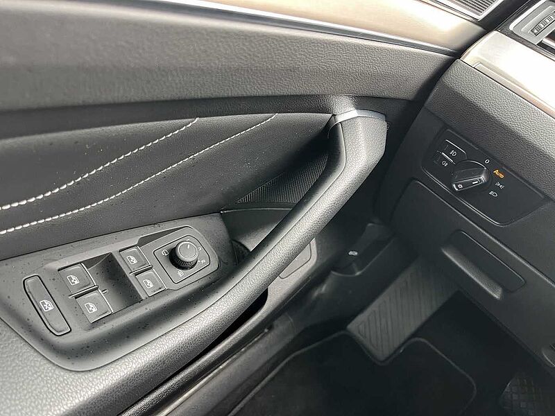 Volkswagen Passat Variant Elegance