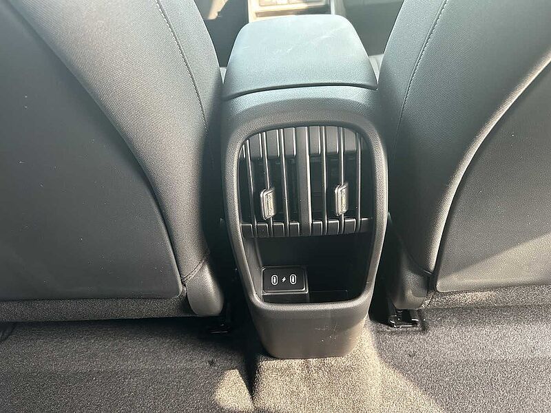 Hyundai KONA EV Elektro 65kWh Trend*el. Heckklappe*