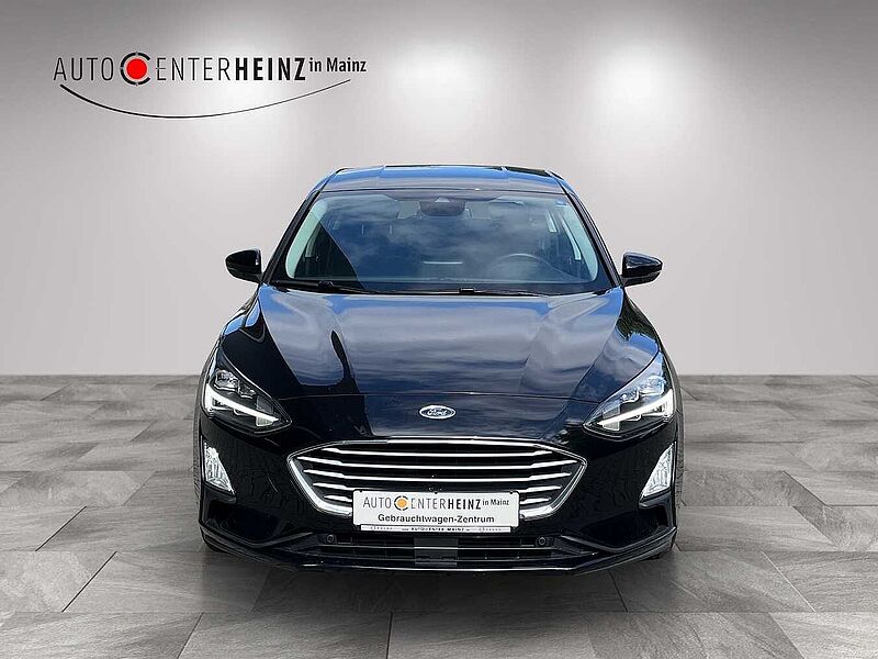 Ford Focus Cool & Connect