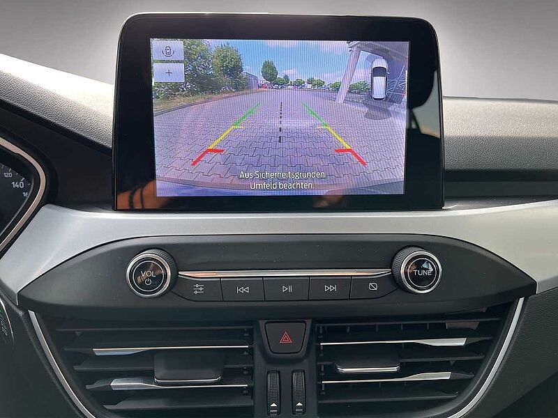 Ford Focus Cool & Connect