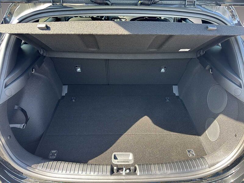 Kia Ceed 1.5 T-GDI  DCT7 Ultimate Edition mit Style- und Sound-Paket