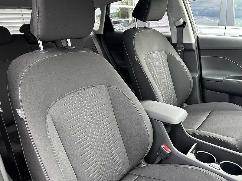 Hyundai KONA EV Elektro 65kWh Trend*Assistenzp*el. Heckklappe*