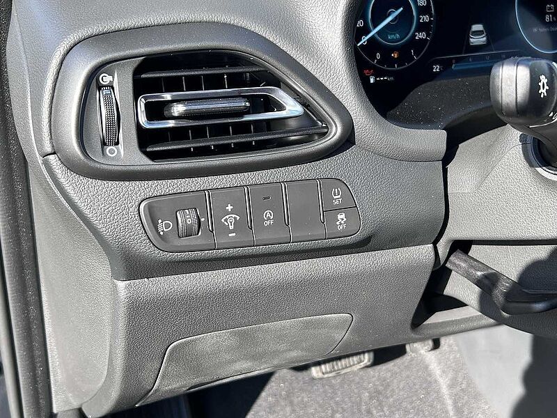 Hyundai i30 Kombi 1.5 T-GDI 48V-Hybrid DCT Advantage