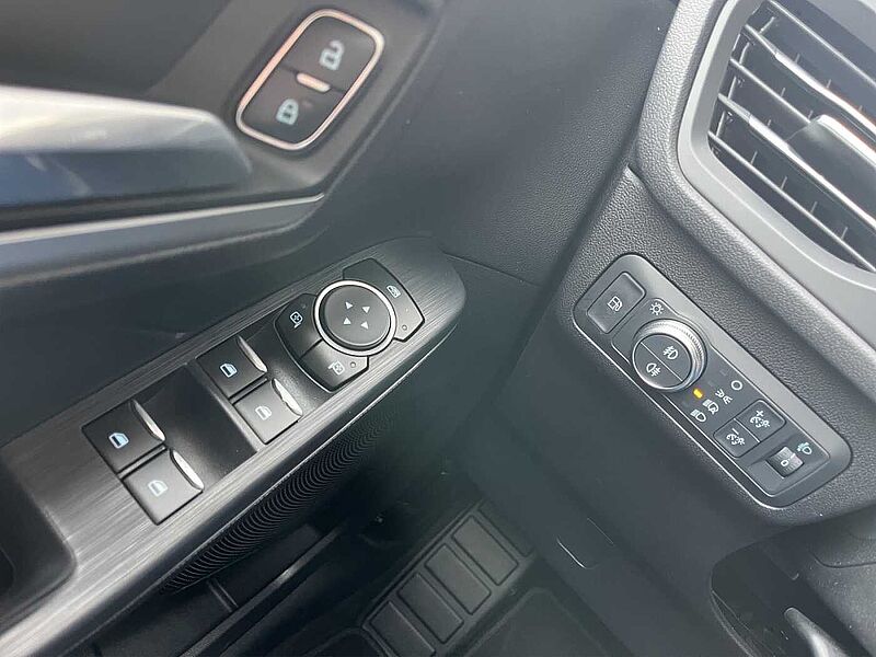 Ford Kuga Plug-In Hybrid Cool & Connect