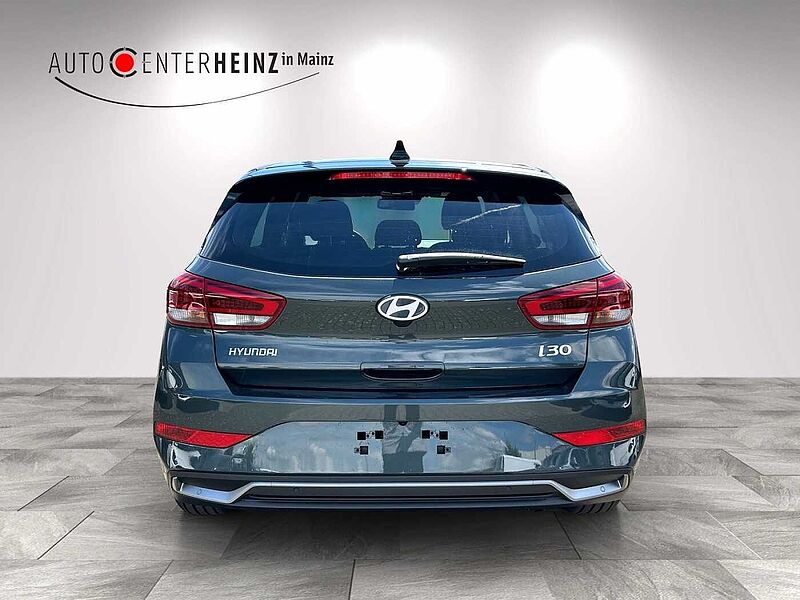 Hyundai i30 1.5 T-GDI 48V-Hybrid DCT Advantage