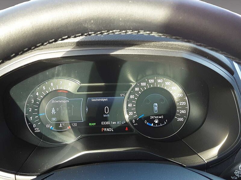 Ford S-Max Hybrid Edition