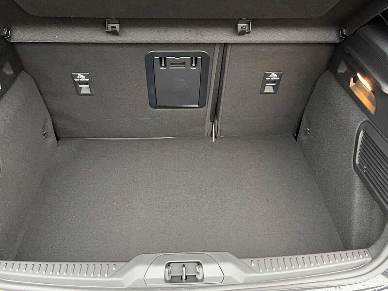 Ford Focus 1.0 EcoBoost Hybrid ST-LINE X