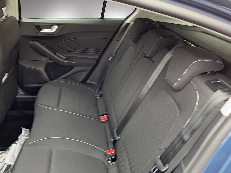 Ford Focus 1.0 EcoBoost Hybrid TITANIUM X